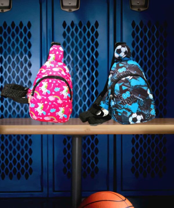 01 Cartoon Shoulder Bags with Zipper for Fun and Functionality