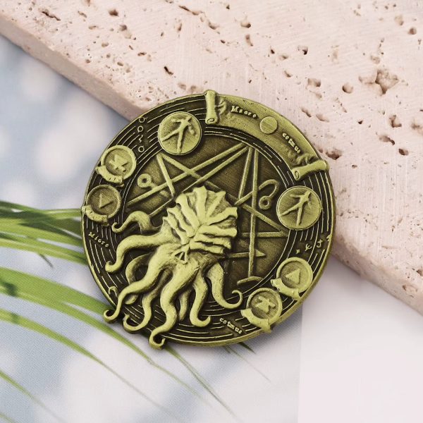 Cthulhu Pentagram Coin — HP Lovecraft Necronomicon Sigil