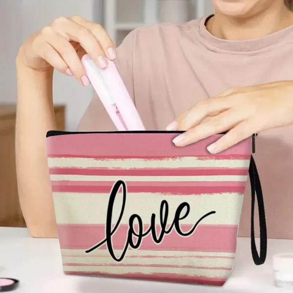 Classic Makeup Bag in Large Size - Timeless Style for Your Beauty Essentials